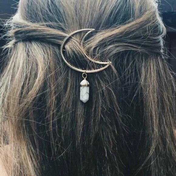 NEW IN BAG BOUTIQUE ITEM Accessories - HOST PICK white Charm Moon Shaped BARRETTE Hairpin
